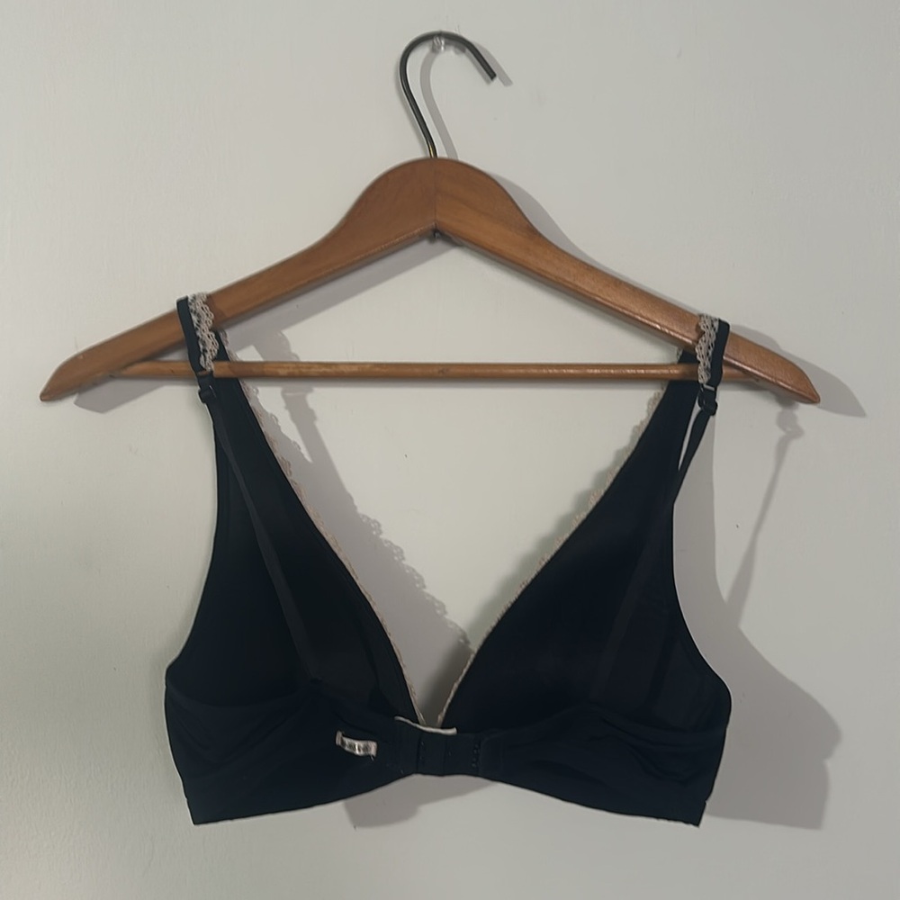 Calvin Klein Bra - Picture 2 of 4